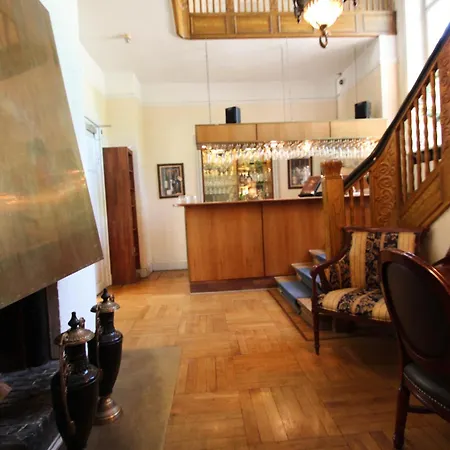 Sauntehus Castle 4* Hornbæk