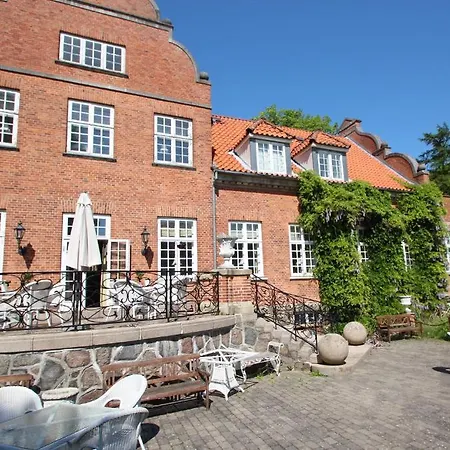 Hotel Sauntehus Castle