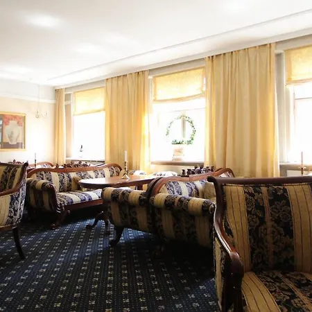 Sauntehus Castle Hotell