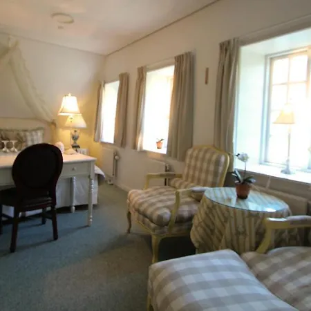 Hotel Sauntehus Castle