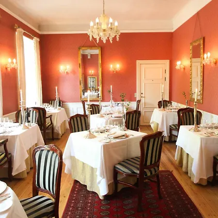 Hotel Sauntehus Castle 4*