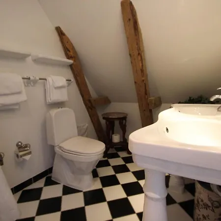 Sauntehus Castle 4* Hornbæk