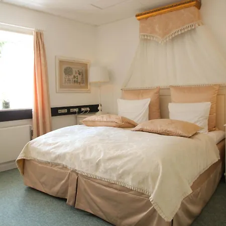 Sauntehus Castle Hotel Hornbæk